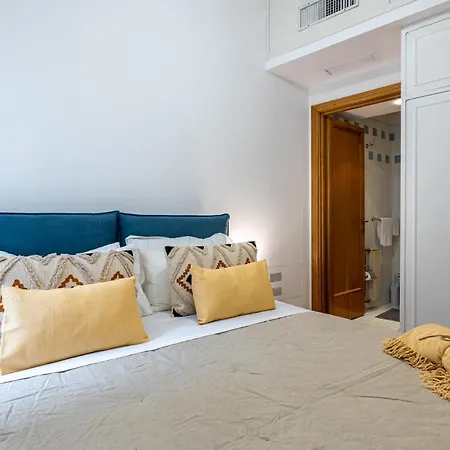 Frezza Charming Apartment Rome